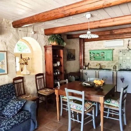 Villa Neli, Palazzolo Acreide, Siracusa, Hot Tub, Wi-Fi & Parking Экстерьер фото