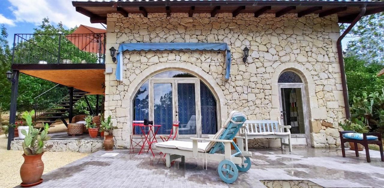 Villa Neli, Palazzolo Acreide, Siracusa, Hot Tub, Wi-Fi & Parking Экстерьер фото